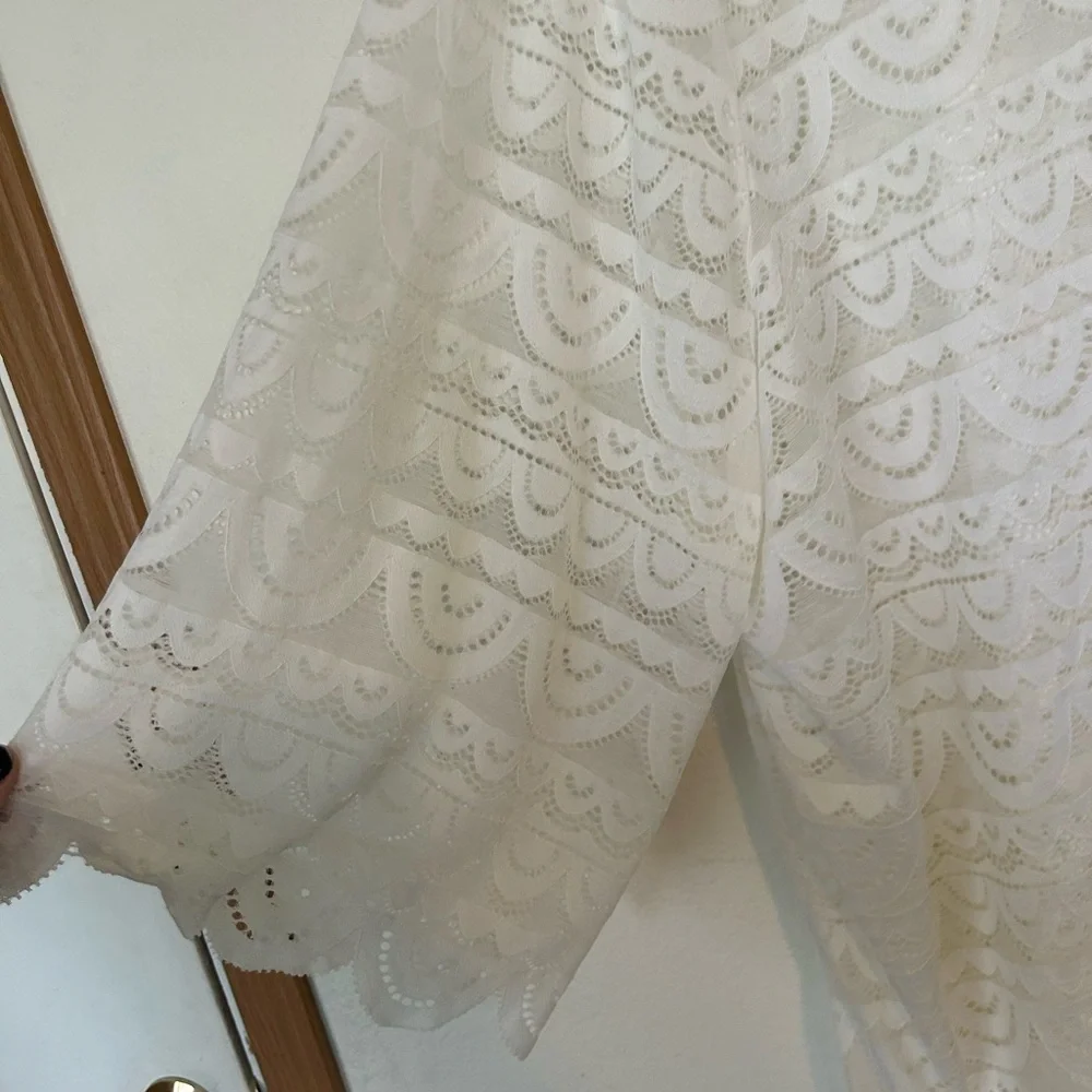 NWOT White Plus Size 4X Scallop Lace Cover Up/swim coverup